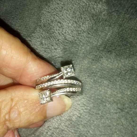 JTV Moissanite Fire - Picture 3 of 7